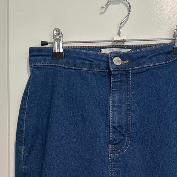 MSRP $128 FREE PEOPLE Marque Flare Jeans SIZE 27 | SAME DAY SHIP or NEXT DAY - Picture 6 of 10